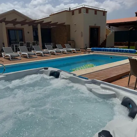 Vista Verde, Luxury Family Front Line Golf, Hot Tub,pool Table, 8 Pers, Caleta De Fuste